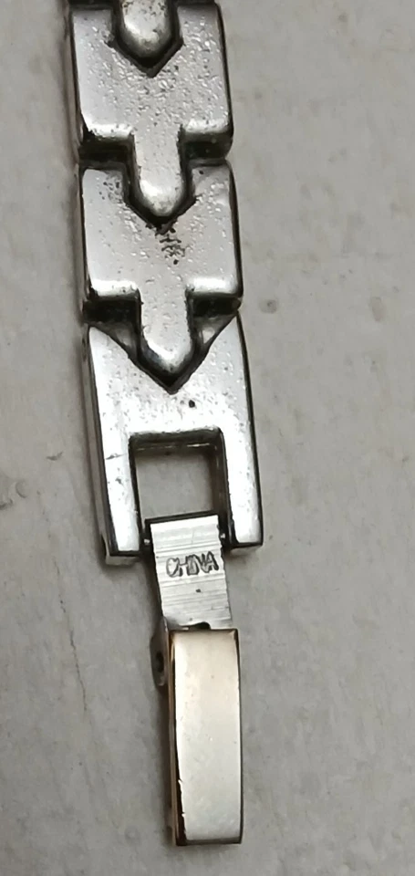 Vintage Sergio Valente Relógio de Quartzo Feminino Dois Tons (Ouro e Prata) e Pulseira - Imagem 4 de 4