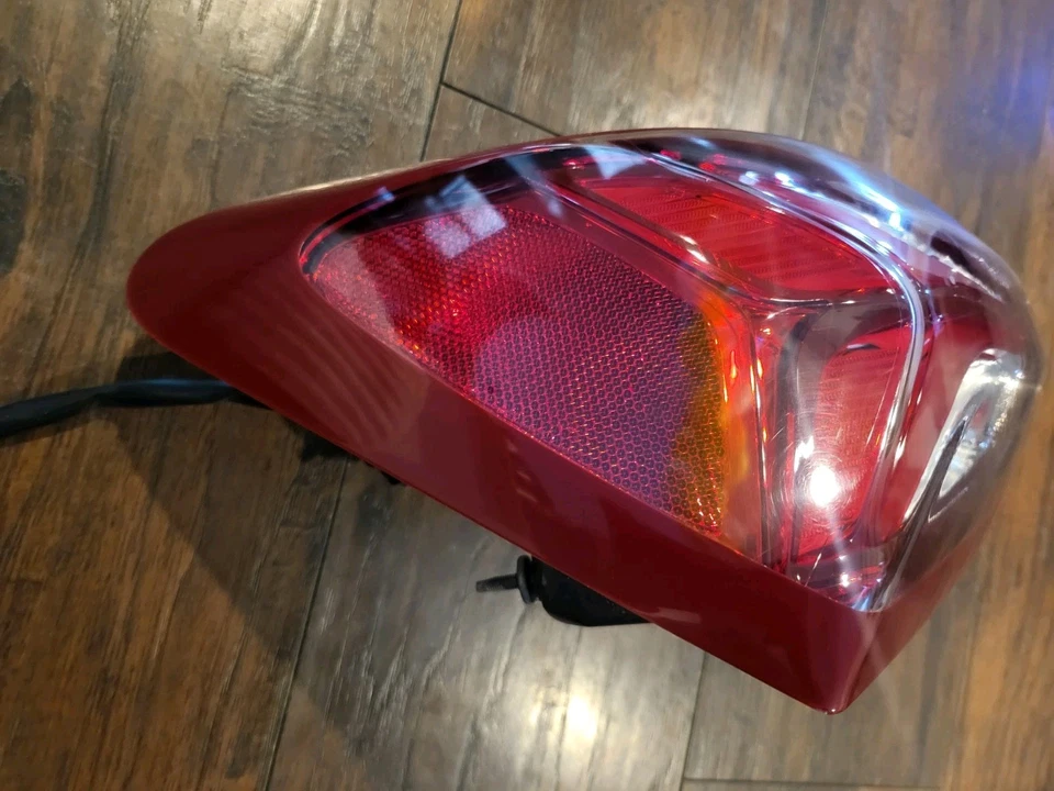 GM 2019-2023 OEM CHEVROLET Malibu izquierda trasera luz trasera del conductor lámpara LED 84595944 Foto 4 de 4