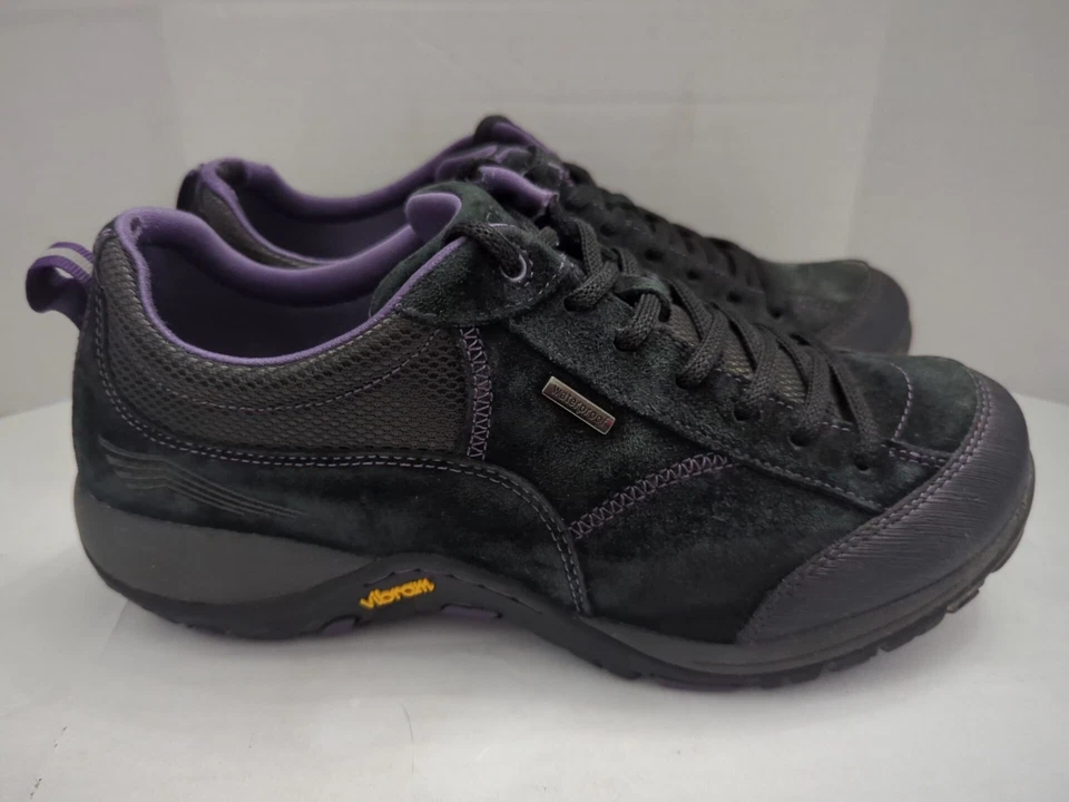 Dansko Paisley Suede Waterproof Sneaker Black Purple EU 39 US 9 Vibram Soles - Image 3 of 4