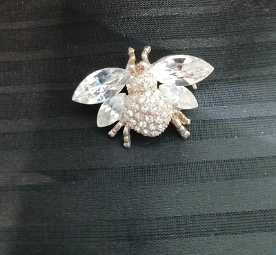 Joan Rivers Vintage Emerald Green Swarovski Crystal Gold Bee Pin Brooch