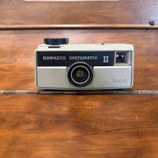 Vintage Kodak Hawkeye Instamatic II Camera Made In USA Vintage UNTESTED