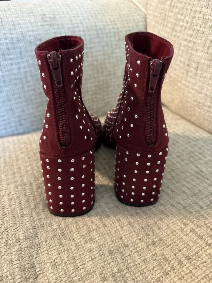 NEW Qupid Women's Burgendy Studded Faux Suede Fashion Boots Size 6 - Image 3 of 4