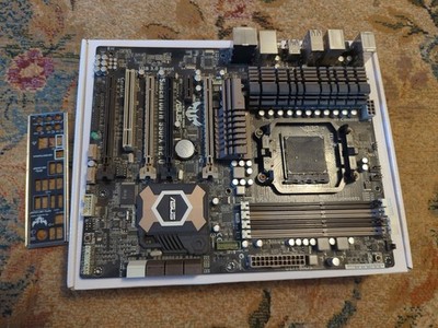 ASUS TUF SABERTOOTH 990FX R2.0 motherboard AM3+ 4*DDR3 up to 32GB Full ATX