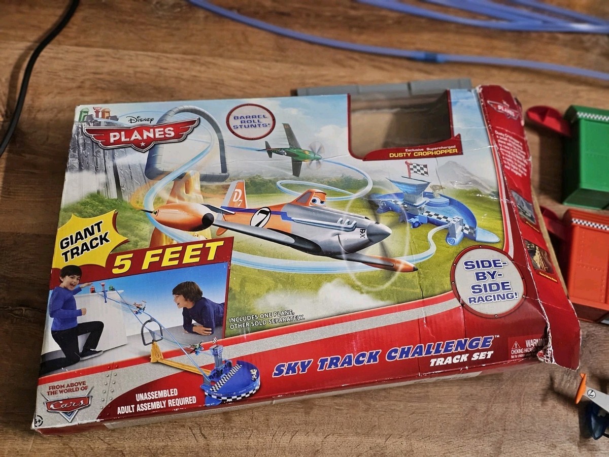 Disney PLANES Sky Track Challenge MATTEL 2013 w/DUSTY CROPHOPPER