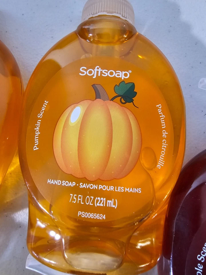 Jabón blando 6 botellas 7,5 OZ invierno vacaciones aromas rojo manzana calabaza y pastel de nueces Foto 4 de 4