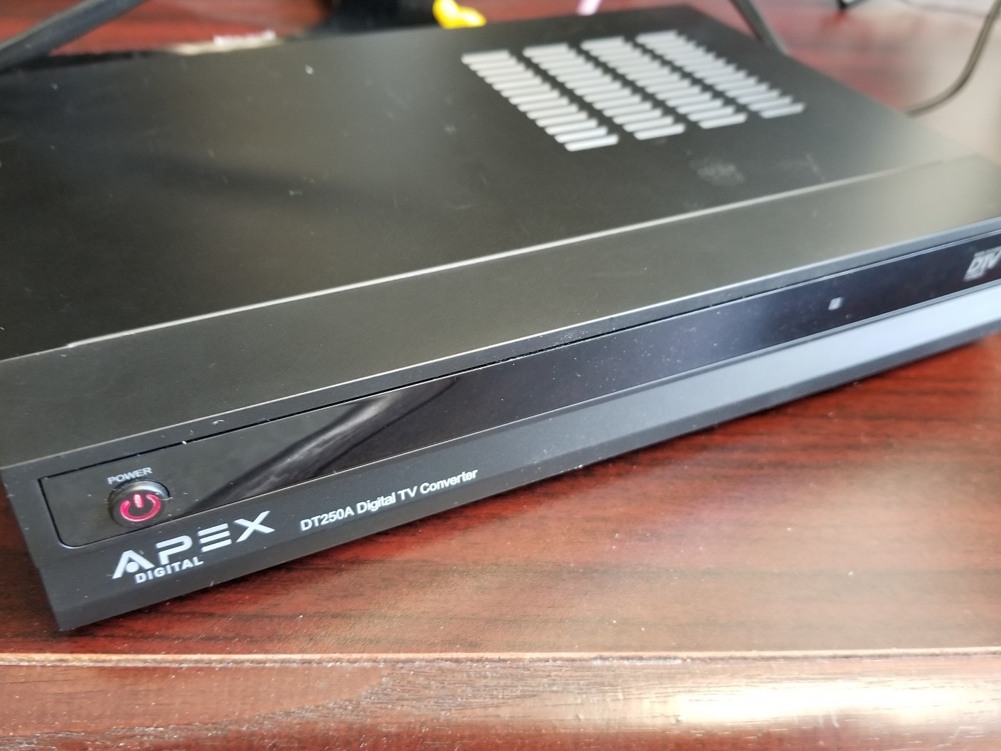 Apex DT250A Digital TV Converter Box with Analog Passthrough eBay