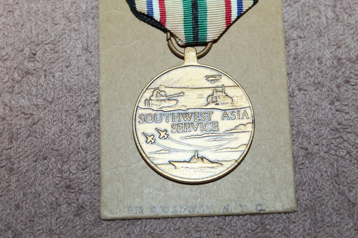 Original Gulf War I U.S. Military Southwest Asia Service Medal w