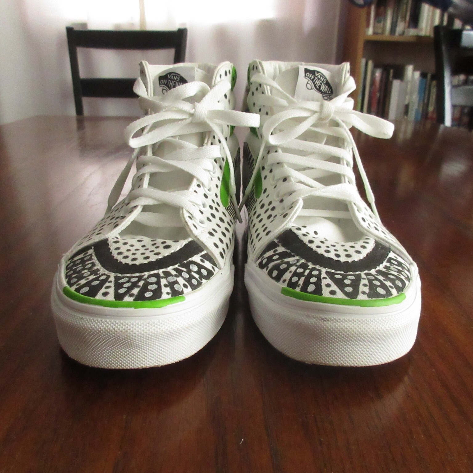 Vans OFF THE WALL Shoe RARE LIMITED Unisex Wn9 Mn7.5 STYLE FUN POP ART COLLECTOR image 3