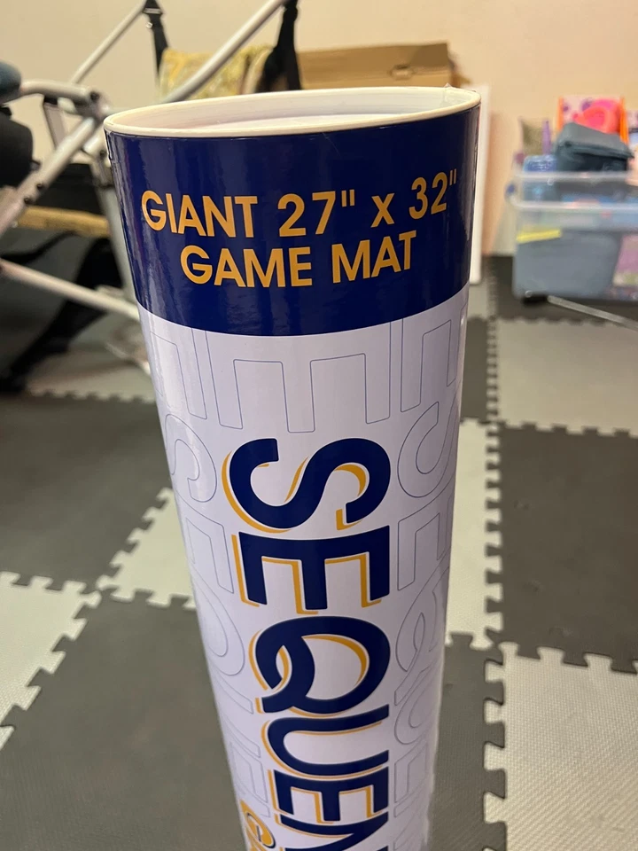 Juego de Mesa Giant Sequence Jumbo 27x32 Mat Tarjetas Chips Tubo Foto 2 de 4