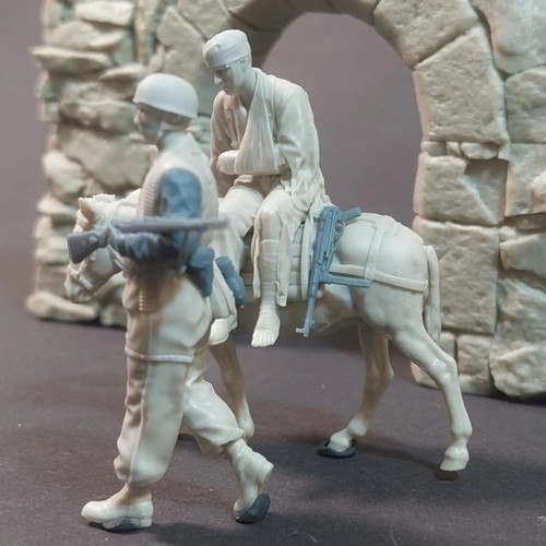 1/35 Resin Model Figure GK 2 Soldiers With A Mule Unassembled and unpainted kit - Picture 9 of 16