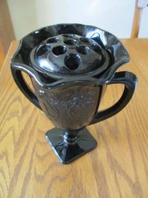 Vintage  L.E. Smith Dancing Nymphs Handled Black Footed Vase w/  Flower frog