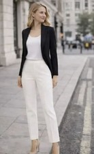 ST.JOHN Women  s Flat Front Cropped Straight Leg Side-Zip Pant In Ivory-Size 8
