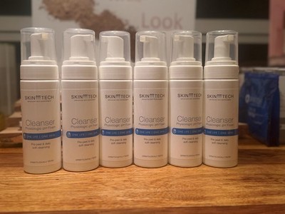 Skin Tech Cleanser | Physiologic pH Foam | Pre-Peel & Daily Soft Cleansing