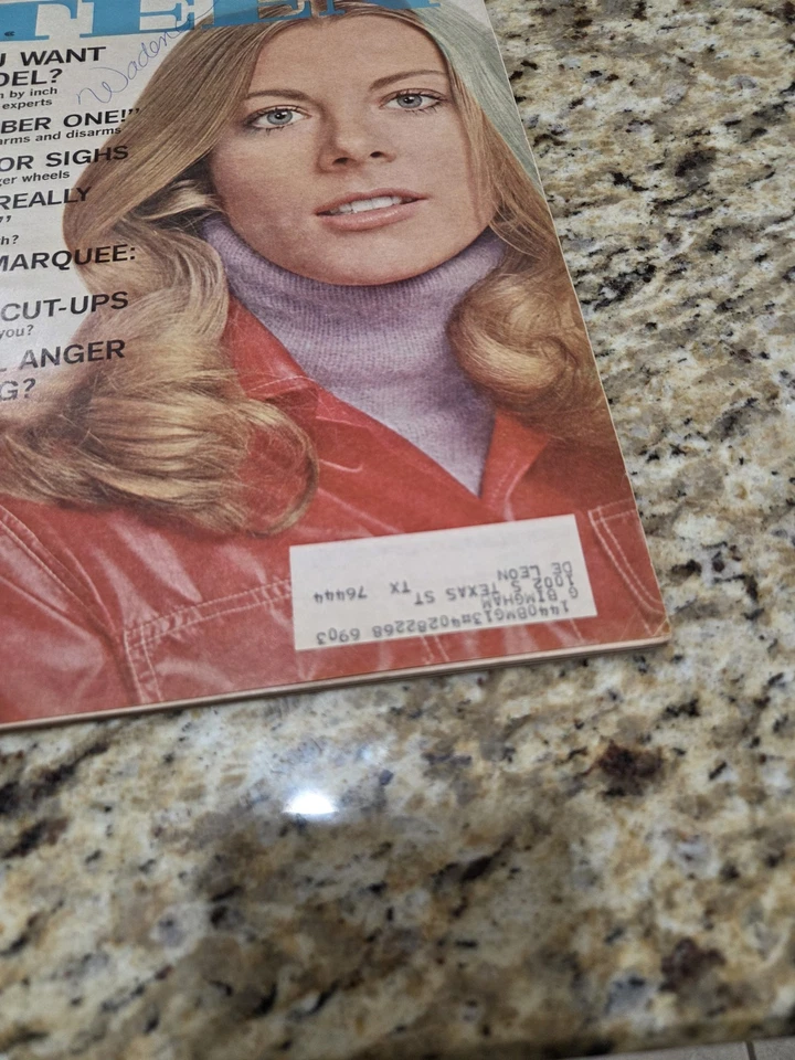 APRIL '69 TEEN MAGAZINE 0 Magazine. Cover Girl Is Joanne Vitelli. Very Rare - Image 3 of 4