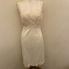 Vtg. Full Slip Ivory Non Cling Laced Nightgown Slip Dress Antron Nylon Sz.32