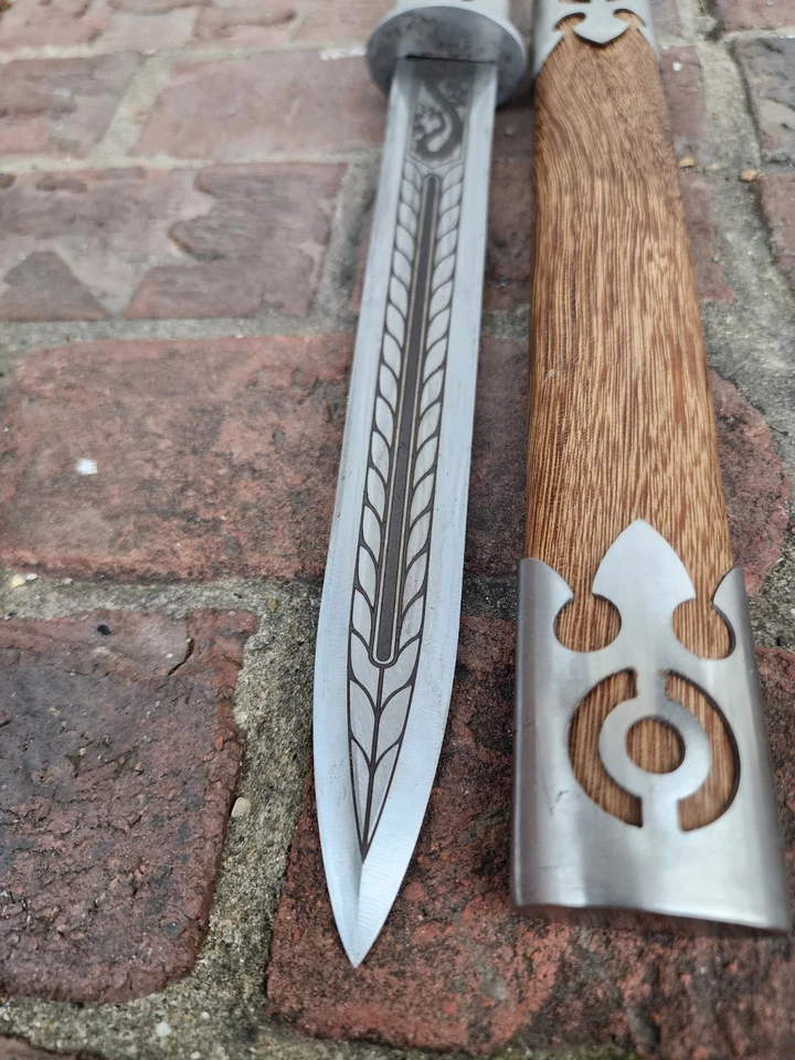 New 19" Japanese Tanto Fixed Blade Knife, 10" Fantasy Blade Steel Wood Handle - Image 2 of 4