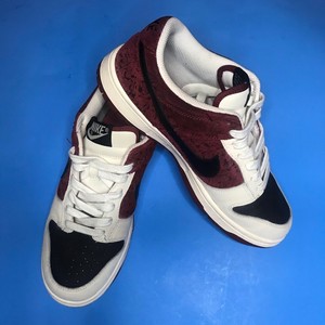 nike textured lace up shoes