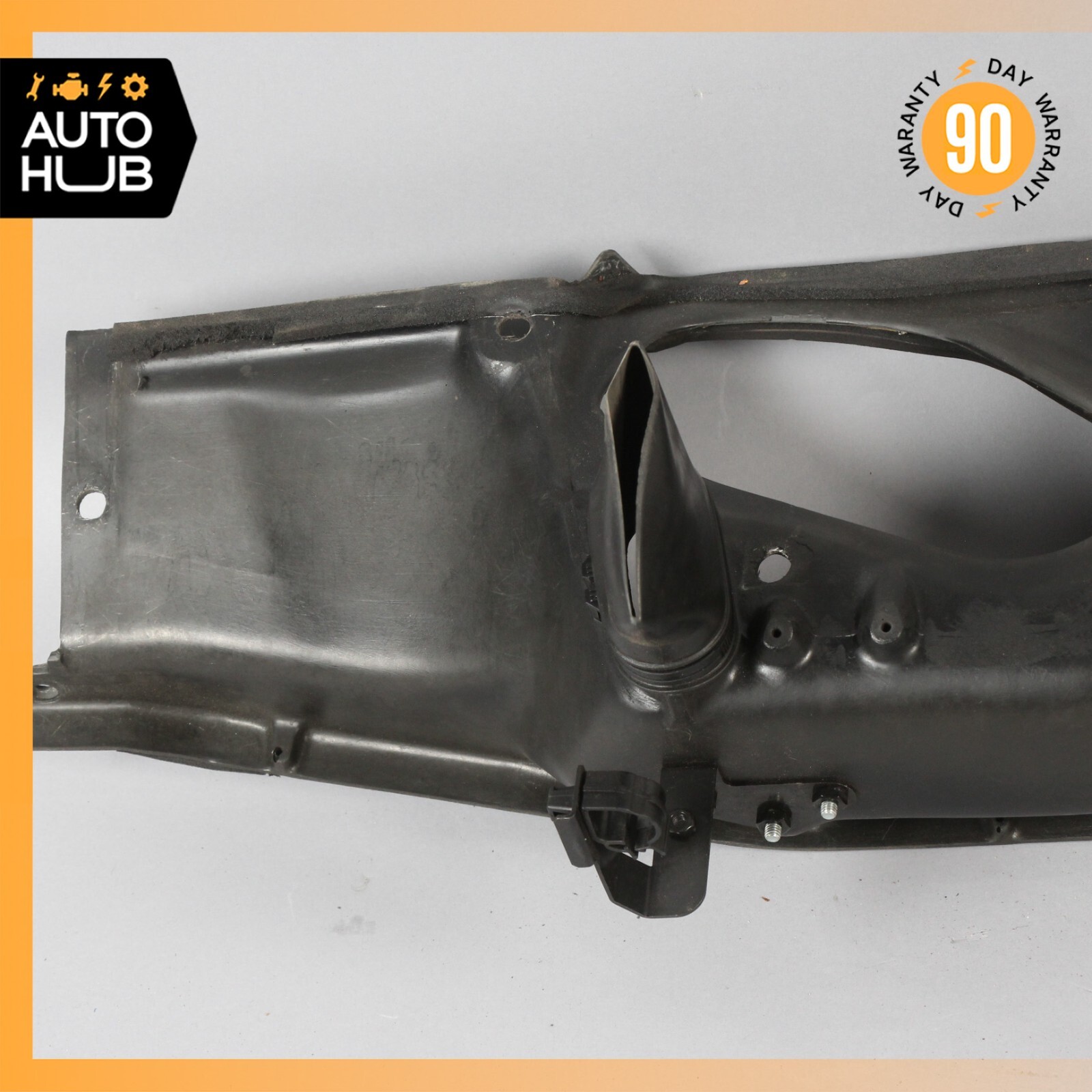 03-13 Maserati Quattroporte M139 Front Windshield Cowl Panel Trim Cover OEM