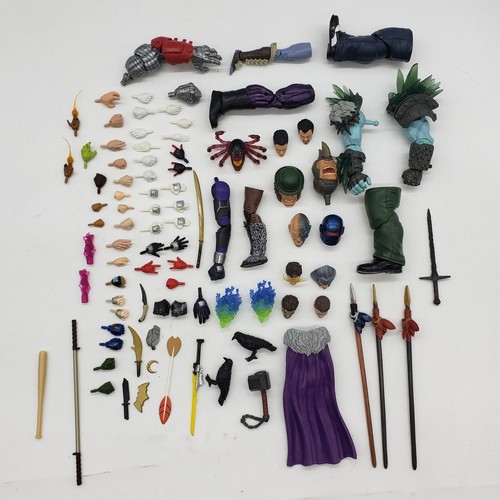 Konvolut lose verschiedene Actionfiguren Teile - Bild 1 von 4