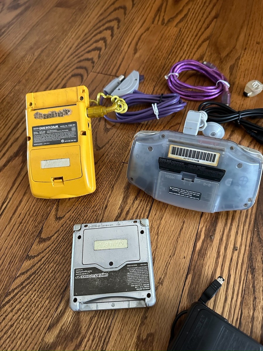 Pack Nintendo Game Boy Advance : Consoles, Jeux, Sacoches Et Chargeur Inclus