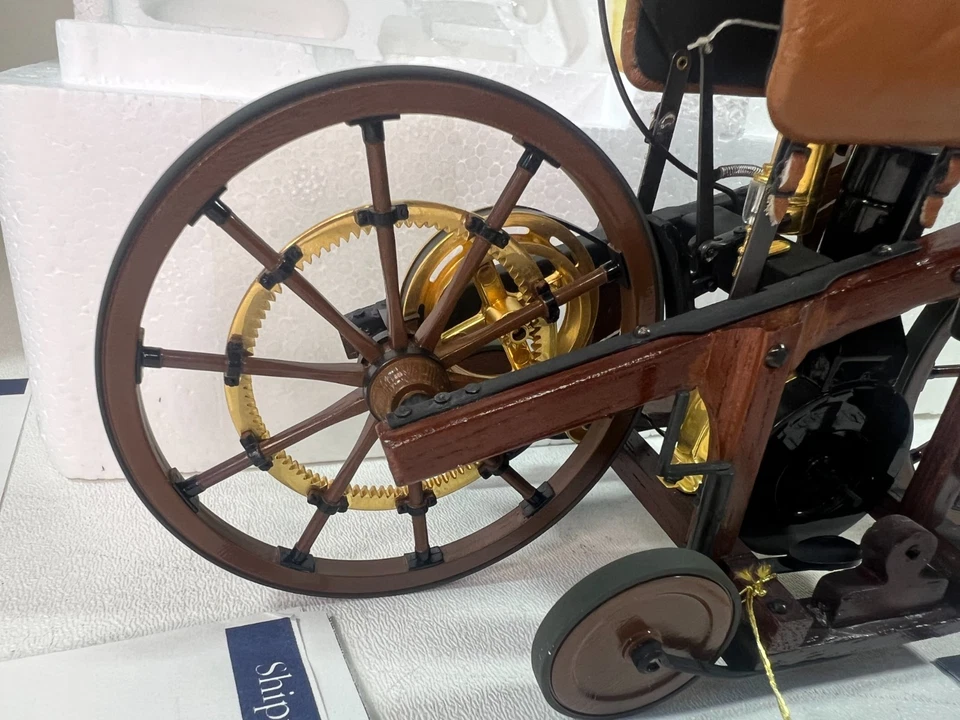 Franklin Mint 1885 Daimler Single Track - with Paperwork - Image 4 of 4