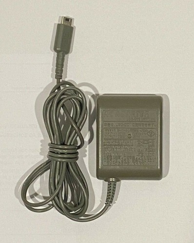 Official Nintendo DS Lite Home Car AC DC Wall Power Adapter Charger USG-002 OEM - Picture 4 of 5