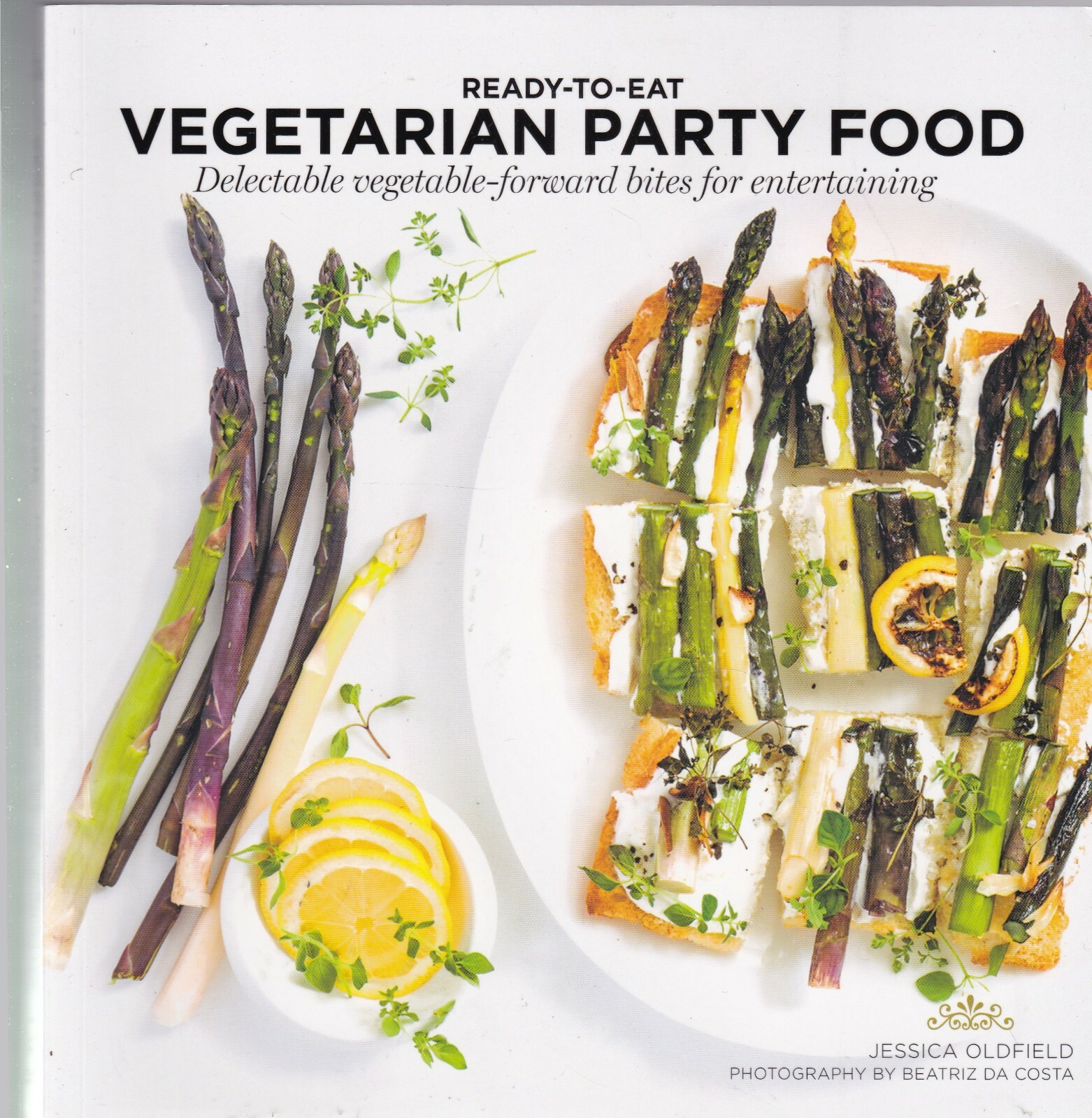 VEGETARIAN PARTY FOOD RECIPE BOOK - 80 MEAT FREE DISHES