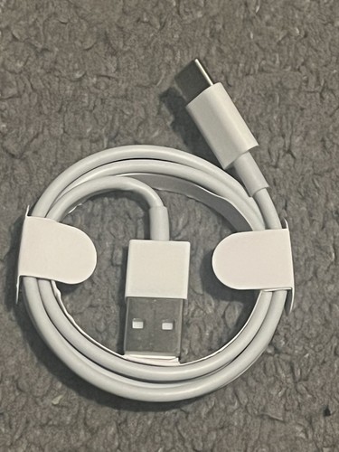 Apple IPhone charger for iPhone 15 and iPhone 16 - Picture 2 of 4