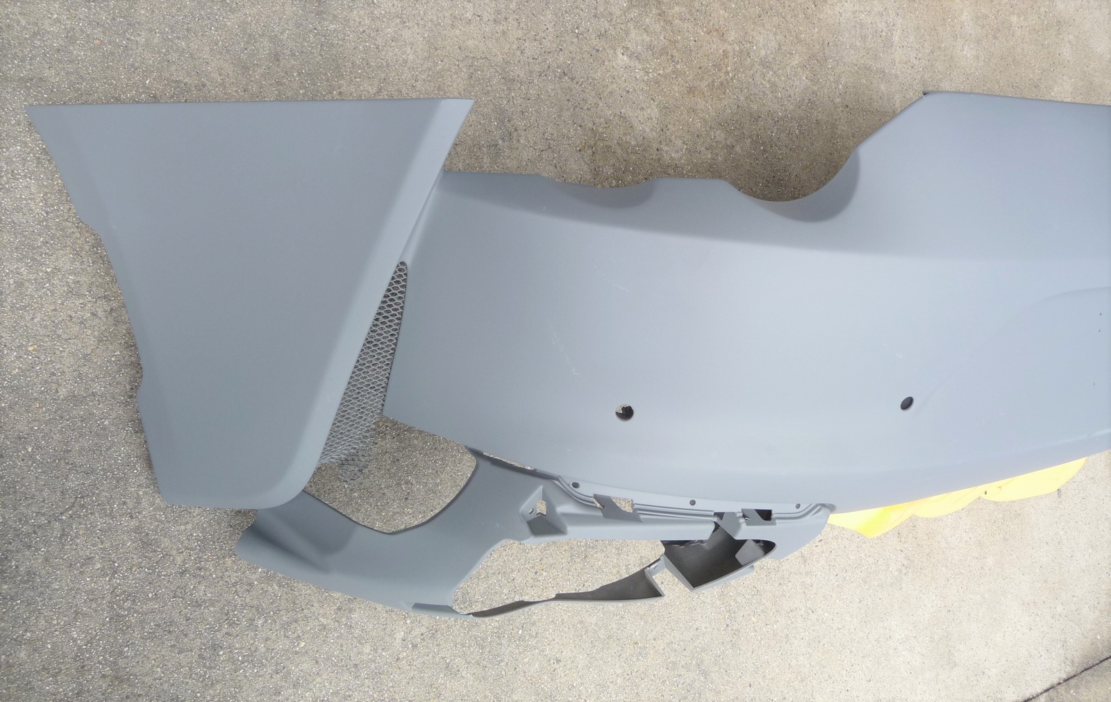 2018-2022 Ferrari 812 Superfast F152M Rear Bumper Cover 89055200G OEM