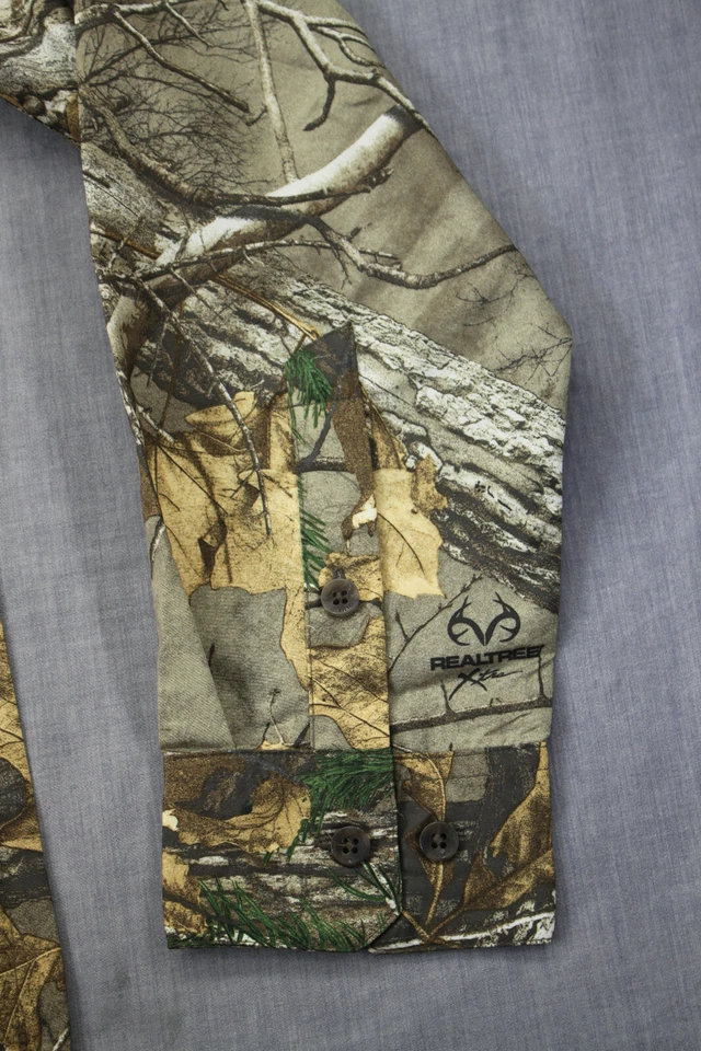 Under Armour Mens UA Chesapeake Realtree Xtra Camo Hunting LS Shirt NWT  S  $80 - Image 3 of 4