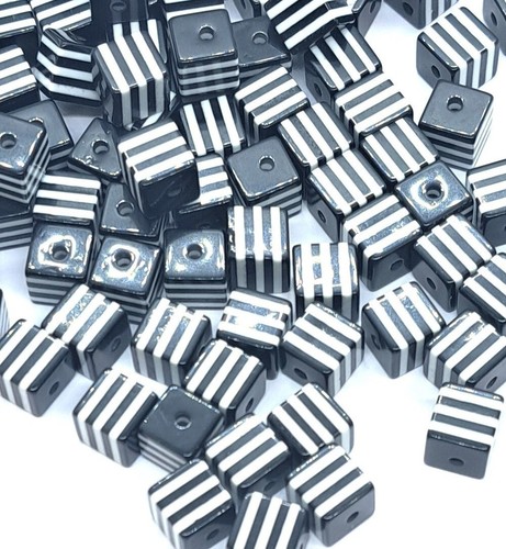 Cubo de resina a rayas blancas y negras de 8 mm 100 un. para hacer joyas hágalo usted mismo - Imagen 1 de 4