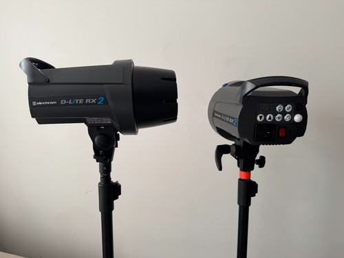 Elinchrom D-Lite 2 Full flash Kit with softboxes and stands - Picture 3 of 24