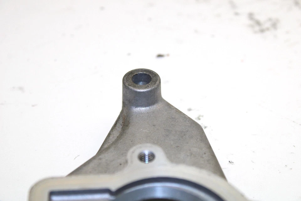 2001 Yamaha Vmax 500 OEM motor caixa da bomba de líquido de arrefecimento de água 8CR-12421-01-00 SY93 - Imagem 2 de 4