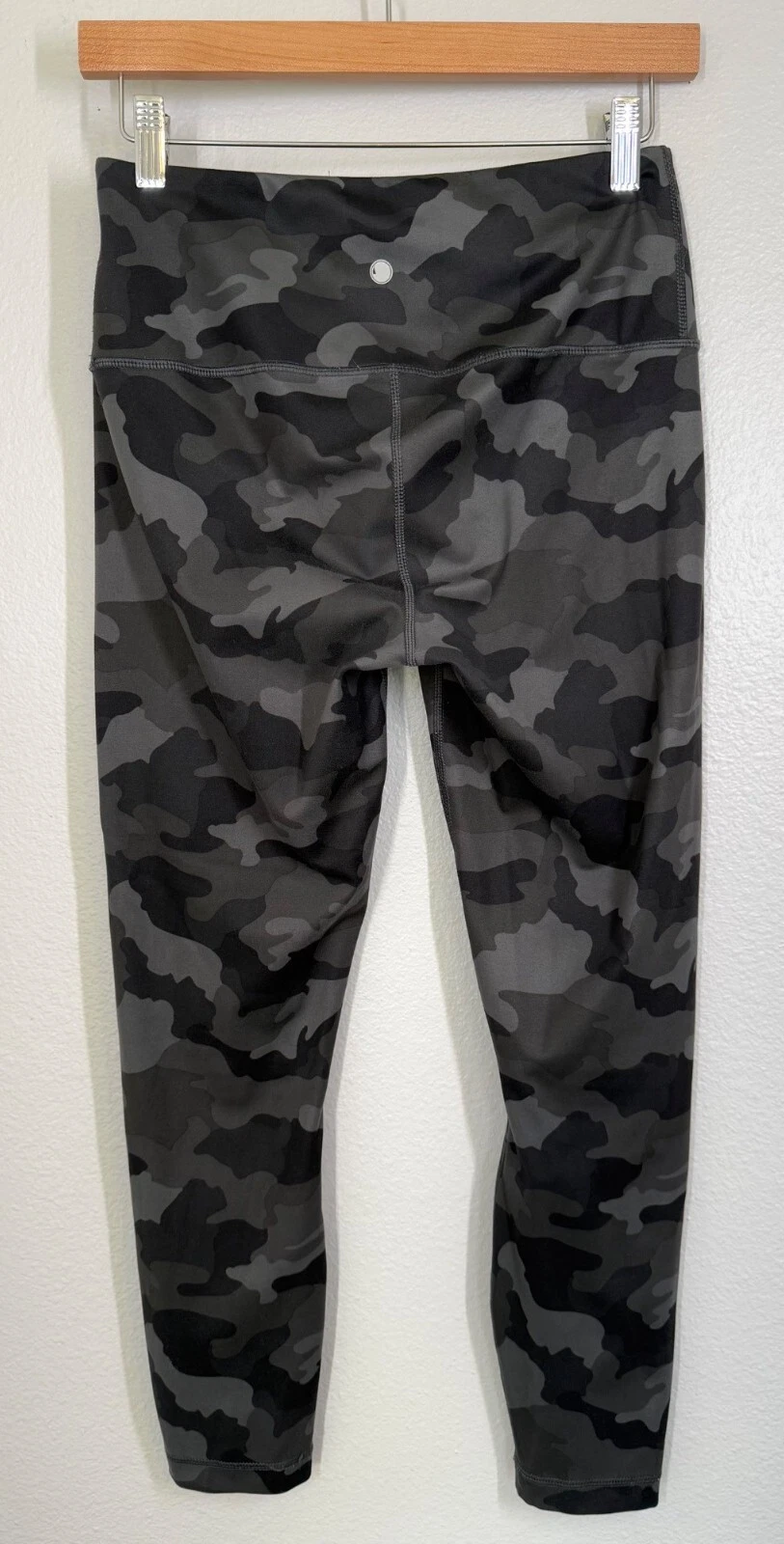 yogalicious lux camouflage print 7/8 ankle gym yoga euc leggings