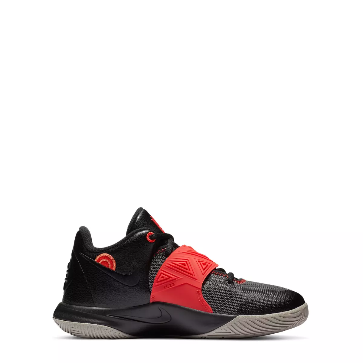New Boy s Nike YOUTH KYRIE FLYTRAP III GS Big Kids Sneakers