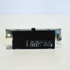 AUDI A4 Avant 8K5, B8 Antennenverstärker  8K9035225 2.0 Diesel 105kw 2711043