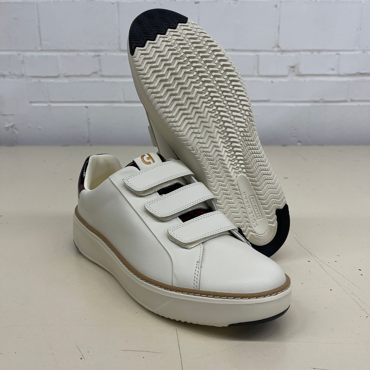【Cole Haan】Women's GrandPro Topspin Triple Strap Sneakers Women's GrandPrø Topspin Triple Strap Sneakers in White
