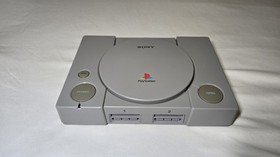 Sony PlayStation 1 PS1 Gray Console Bundle w/ Crash Bandicoot