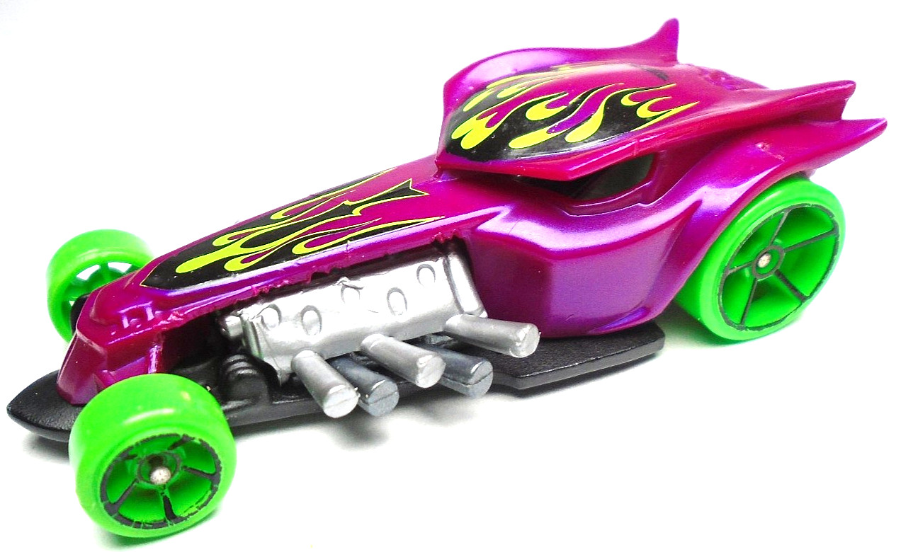 2016 HOT WHEELS RATICAL RACER PURPLE 1:64 DIECAST 2 3/4" CAR WITH GREEN & BLACK