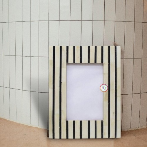 Bone Inlay Photo Frame | Black And Ivory Pinstriped Bone Photo Frame - Picture 4 of 10