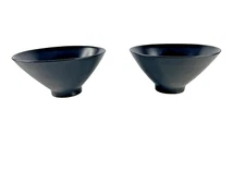 2 Japanese Style Ceramic Ramen Noodle Rice Bowls Black Satin Thailand Style 5.5"