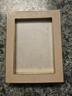 AERIN Classic Camille 5x7 Picture Frame Pink Brass Photo Frame