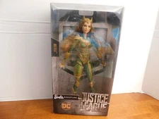 BARBIE AQUAMAN DC SIGNATURE SERIES JUSTICE LEAGUE MERA MATTLE DOLL