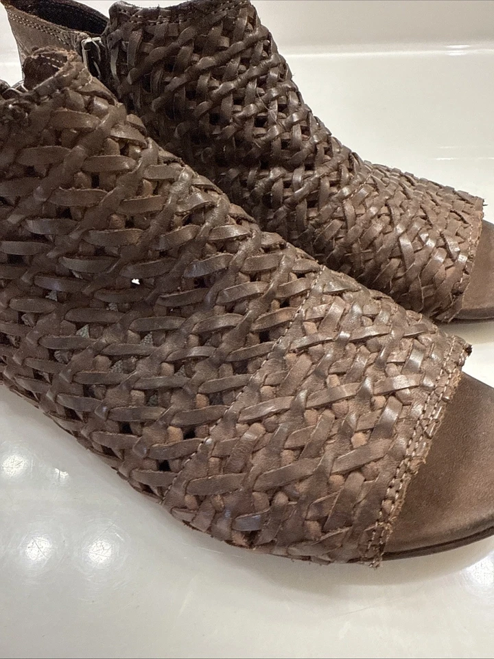 Sundance Woven Leather Asheville Double Zip Peep Toe Sandals Sz EU 38/US 8 Brown - Image 3 of 4
