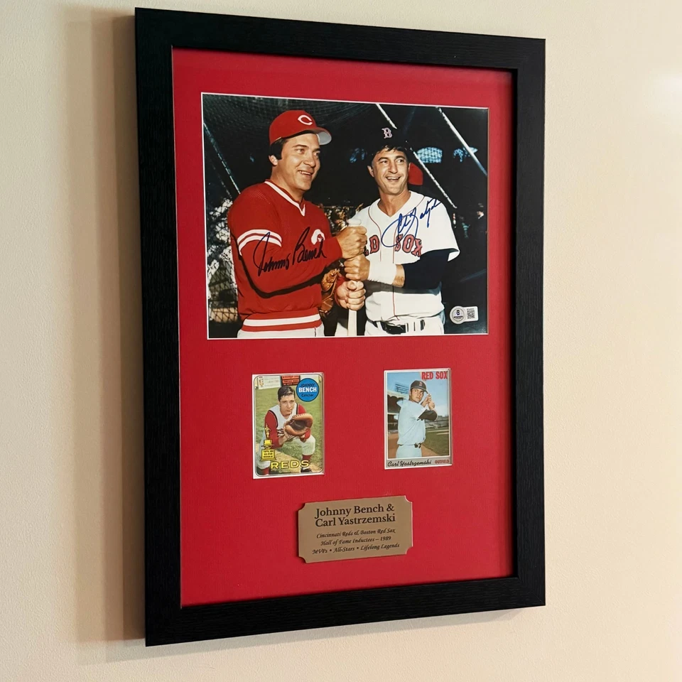 JOHNNY BENCH & CARL YASTRZEMSKI SIGNED PHOTO W/ TOPPS CARDS | BAS HOLOGRAM - Image 3 of 4