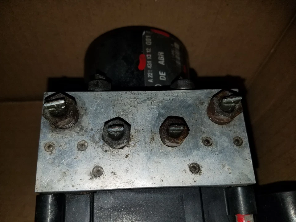 07 TO 09 MERCEDES W221 S550 CL550 MÓDULO DE MONTAGEM ATUADOR BOMBA DE FREIO ANTIBLOQUEIO - Imagem 4 de 4