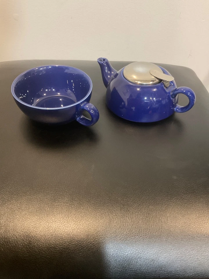 Tetera azul internacional certificada utensilios de cocina de 17 oz infusor de acero inoxidable nuevo sin etiquetas Foto 3 de 3