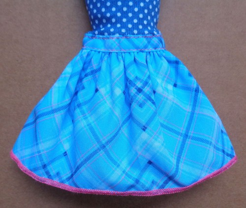 2012 MATTEL BARBIE LIFE IN THE DREAMHOUSE MIDGE EXTRA BLUE DRESS ~UNUSED ON FORM - Picture 3 of 6