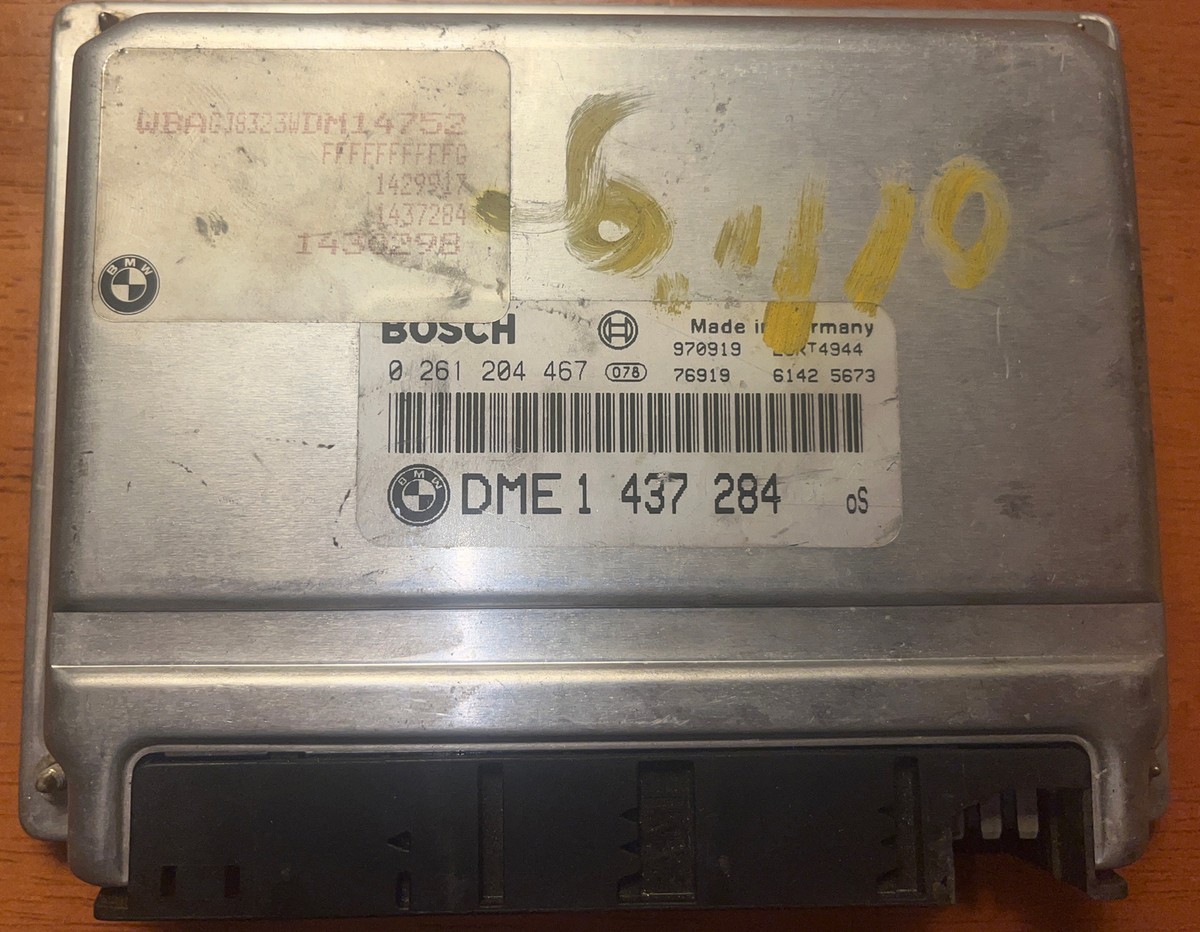 ENGINE COMPUTER MODULE ECM 97 98 BMW Bosch 0261204467 DME1437284 