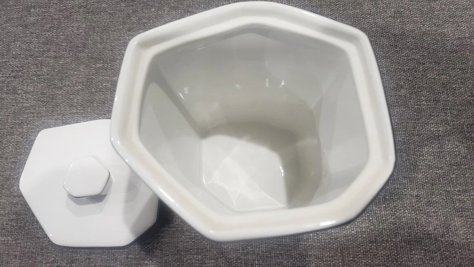 Tarro de algodón de cerámica blanco y negro usado RARO KASSATEX NY Foto 4 de 4